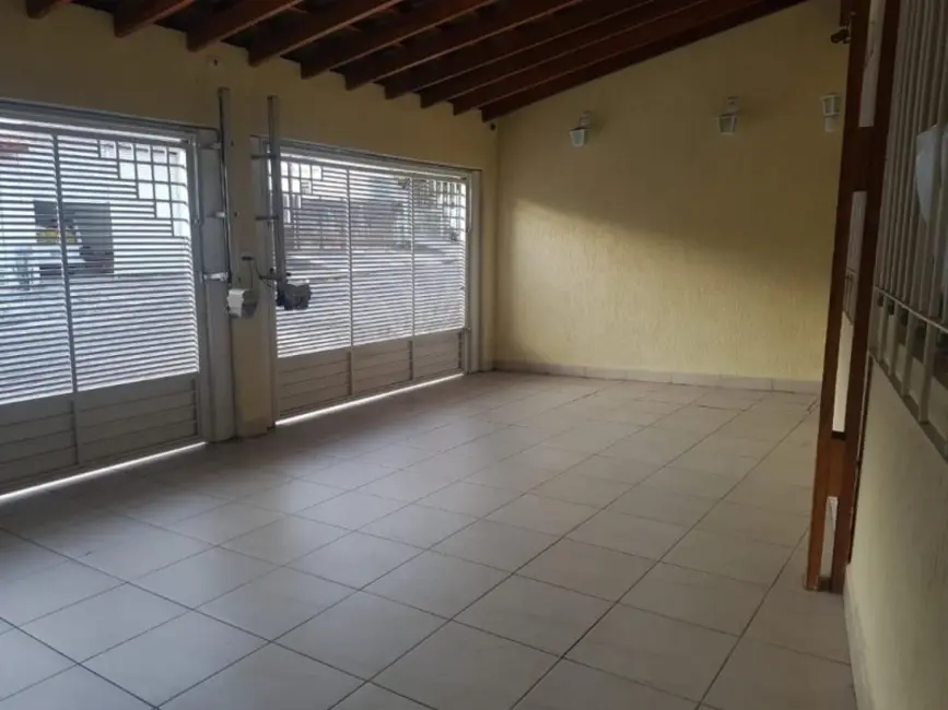 Sobrado com 3 quartos à venda, 220m2 em Jardim Marisa, São Paulo - SP - imagem 3 Foto 3 de Sobrado com 3 quartos à venda, 220m2 em Jardim Marisa, São Paulo - SP
