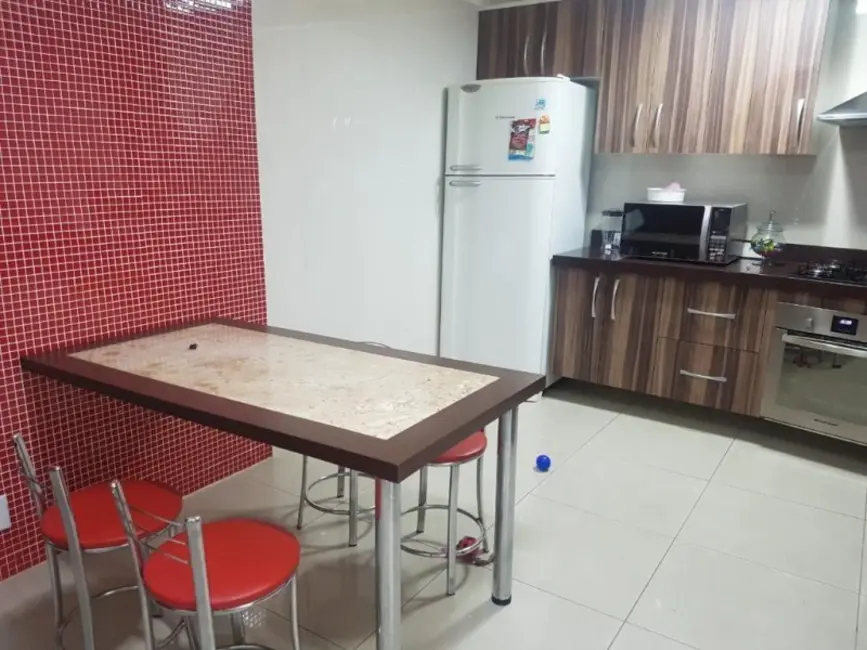 Sobrado com 3 quartos à venda, 220m2 em Jardim Marisa, São Paulo - SP - imagem 5 Foto 5 de Sobrado com 3 quartos à venda, 220m2 em Jardim Marisa, São Paulo - SP