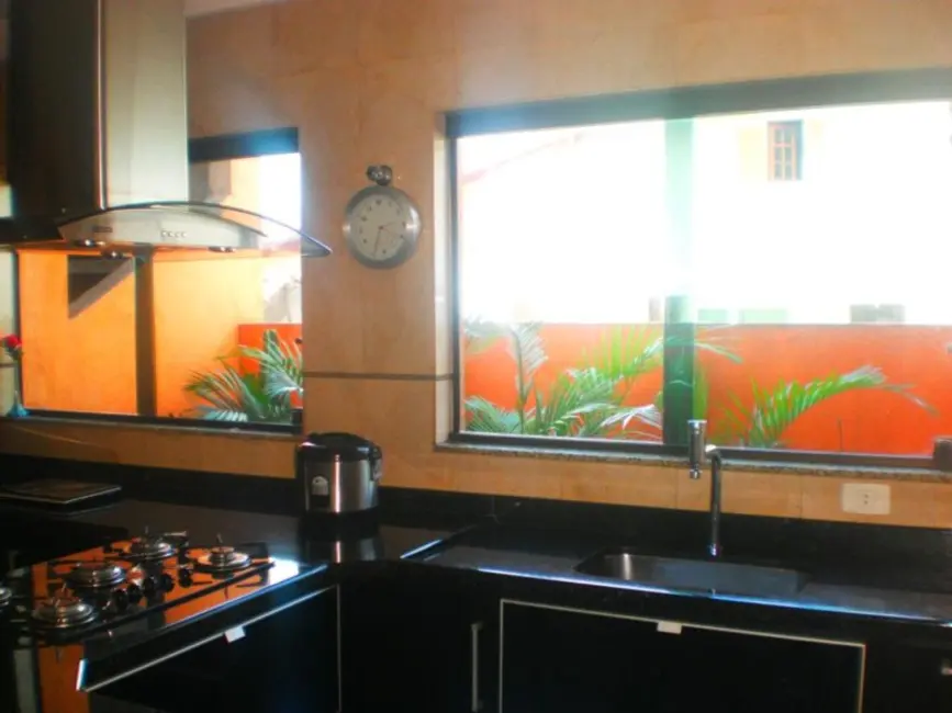 Sobrado com 3 quartos à venda, 160m2 em Vila Pereira Barreto, São Paulo - SP - imagem 6 Foto 6 de Sobrado com 3 quartos à venda, 160m2 em Vila Pereira Barreto, São Paulo - SP