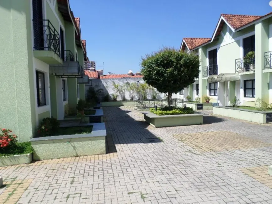 Sobrado com 2 quartos à venda, 95m2 em Conjunto Residencial Vista Verde, São Paulo - SP - imagem 2 Foto 2 de Sobrado com 2 quartos à venda, 95m2 em Conjunto Residencial Vista Verde, São Paulo - SP