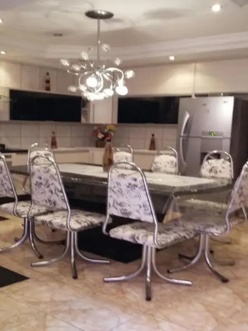 Sobrado com 4 quartos à venda, 220m2 em Jardim Santa Mônica, São Paulo - SP - imagem 4 Foto 4 de Sobrado com 4 quartos à venda, 220m2 em Jardim Santa Mônica, São Paulo - SP