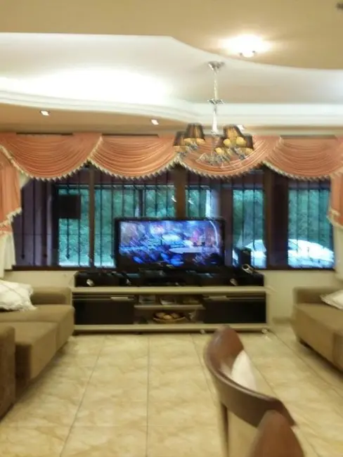 Sobrado com 4 quartos à venda, 220m2 em Jardim Santa Mônica, São Paulo - SP - imagem 6 Foto 6 de Sobrado com 4 quartos à venda, 220m2 em Jardim Santa Mônica, São Paulo - SP