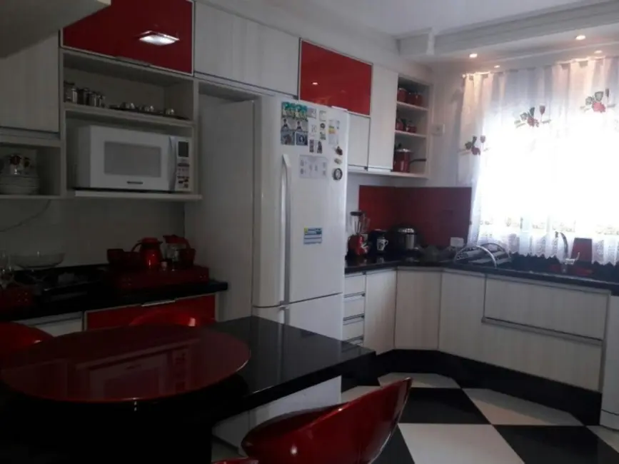 Sobrado com 3 quartos à venda, 120m2 em Jardim Cidade Pirituba, São Paulo - SP - imagem 3 Foto 3 de Sobrado com 3 quartos à venda, 120m2 em Jardim Cidade Pirituba, São Paulo - SP