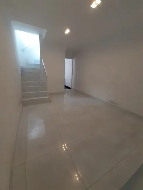 Foto 2 de Casa com 3 quartos à venda, 180m2 em Chácara Inglesa, São Paulo - SP