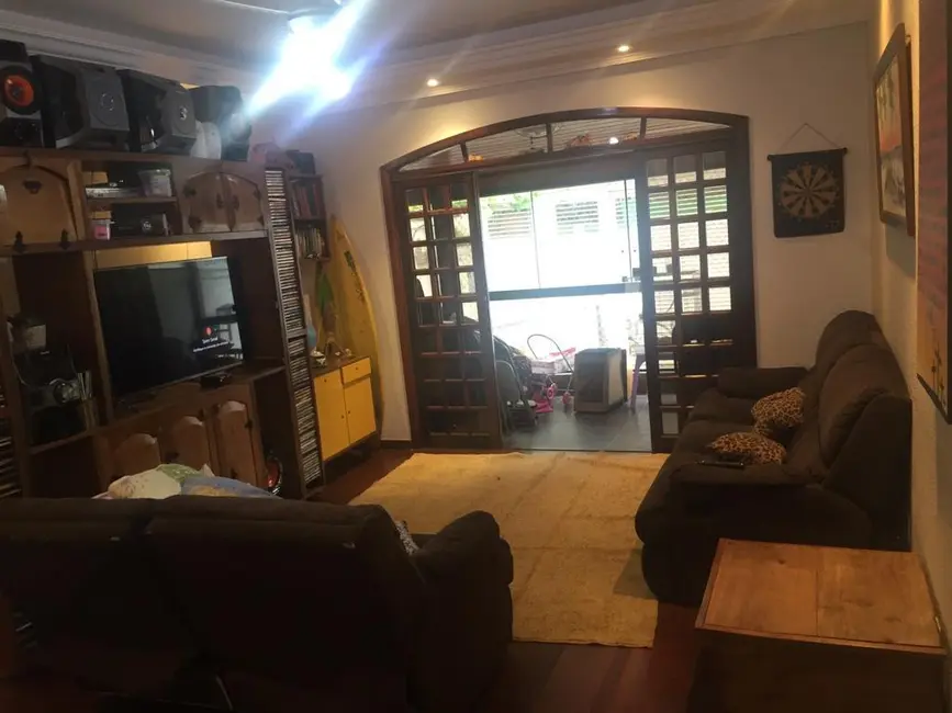 Sobrado com 3 quartos à venda, 240m2 em São Paulo - SP - imagem 4 Foto 4 de Sobrado com 3 quartos à venda, 240m2 em São Paulo - SP