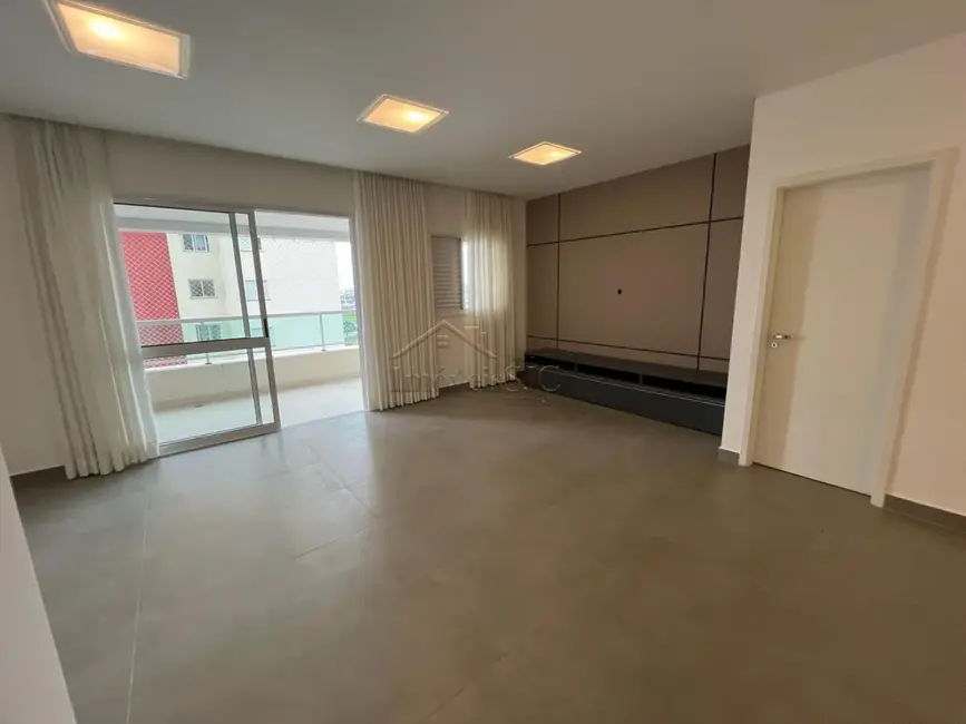 Foto 1 de Apartamento com 3 quartos para alugar, 120m2 em Sao Jose Dos Campos - SP