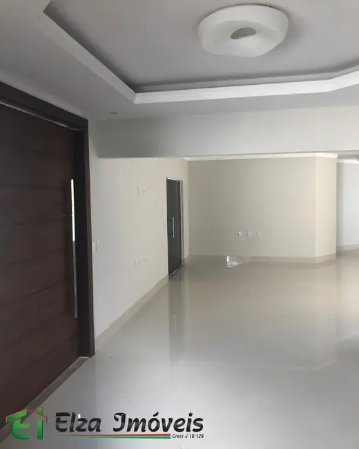 Casa com 4 quartos à venda, 298m2 em Rio Verde - GO - imagem 4 Foto 4 de Casa com 4 quartos à venda, 298m2 em Rio Verde - GO