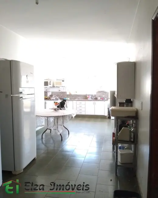 Casa com 4 quartos à venda, 170m2 em Jardim Goiás, Rio Verde - GO - imagem 3 Foto 3 de Casa com 4 quartos à venda, 170m2 em Jardim Goiás, Rio Verde - GO