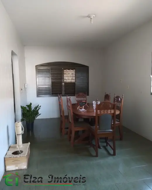 Casa com 4 quartos à venda, 170m2 em Jardim Goiás, Rio Verde - GO - imagem 6 Foto 6 de Casa com 4 quartos à venda, 170m2 em Jardim Goiás, Rio Verde - GO