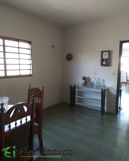 Casa com 4 quartos à venda, 170m2 em Jardim Goiás, Rio Verde - GO - imagem 8 Foto 8 de Casa com 4 quartos à venda, 170m2 em Jardim Goiás, Rio Verde - GO