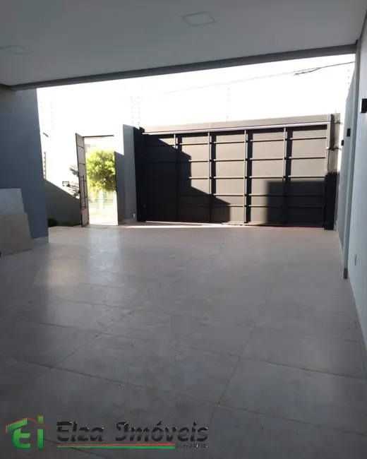 Casa com 3 quartos à venda, 255m2 em Residencial Interlagos, Rio Verde - GO - imagem 6 Foto 6 de Casa com 3 quartos à venda, 255m2 em Residencial Interlagos, Rio Verde - GO