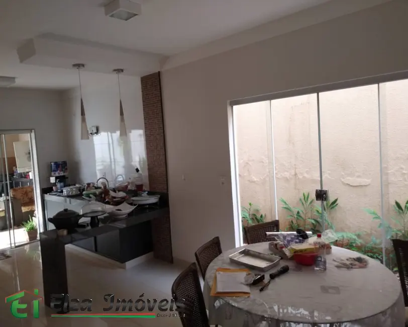 Casa com 4 quartos à venda, 380m2 em Parque dos Buritis, Rio Verde - GO - imagem 7 Foto 7 de Casa com 4 quartos à venda, 380m2 em Parque dos Buritis, Rio Verde - GO