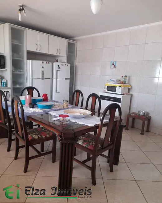 Casa com 4 quartos à venda, 333m2 em Rio Verde - GO - imagem 6 Foto 6 de Casa com 4 quartos à venda, 333m2 em Rio Verde - GO