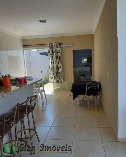 Casa com 3 quartos à venda, 208m2 em Parque dos Jatobás, Rio Verde - GO - imagem 8 Foto 8 de Casa com 3 quartos à venda, 208m2 em Parque dos Jatobás, Rio Verde - GO