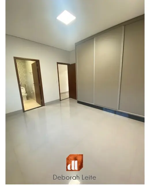 Casa de Condomínio com 3 quartos à venda, 239m2 em Rio Verde - GO - imagem 4 Foto 4 de Casa de Condomínio com 3 quartos à venda, 239m2 em Rio Verde - GO