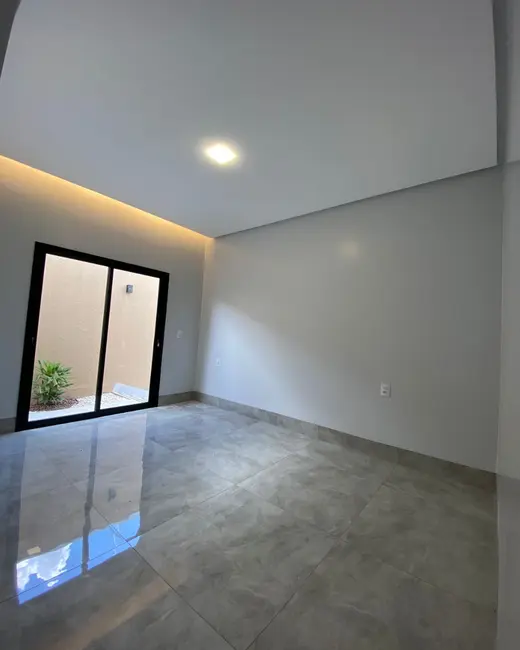 Casa com 3 quartos à venda, 203m2 em Residencial Interlagos, Rio Verde - GO - imagem 7 Foto 7 de Casa com 3 quartos à venda, 203m2 em Residencial Interlagos, Rio Verde - GO
