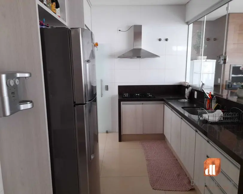 Casa com 2 quartos à venda, 274m2 em Residencial Interlagos, Rio Verde - GO - imagem 5 Foto 5 de Casa com 2 quartos à venda, 274m2 em Residencial Interlagos, Rio Verde - GO