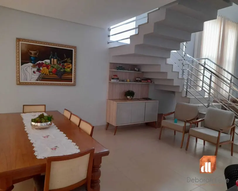 Casa com 2 quartos à venda, 274m2 em Residencial Interlagos, Rio Verde - GO - imagem 3 Foto 3 de Casa com 2 quartos à venda, 274m2 em Residencial Interlagos, Rio Verde - GO