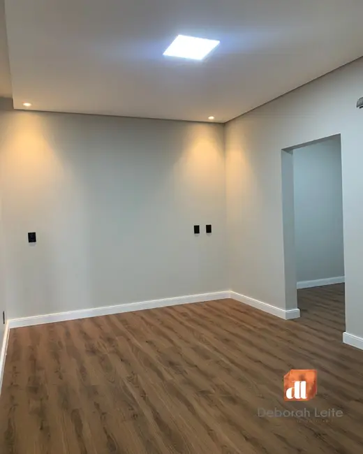 Casa com 3 quartos à venda, 182m2 em Residencial Canaã, Rio Verde - GO - imagem 4 Foto 4 de Casa com 3 quartos à venda, 182m2 em Residencial Canaã, Rio Verde - GO