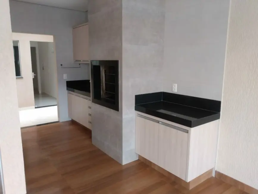 Foto 2 de Casa com 3 quartos à venda, 125m2 em Rio Verde - GO