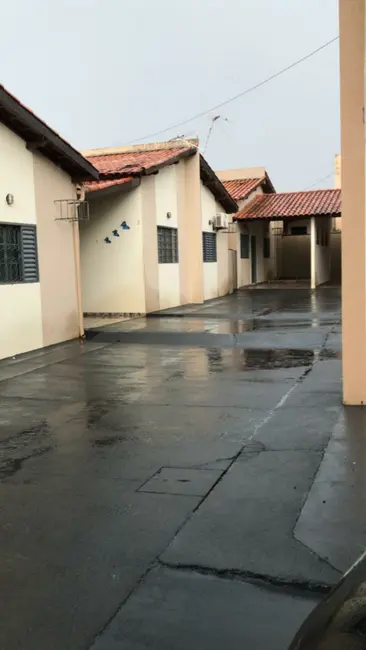 Casa de Condomínio com 2 quartos à venda, 75m2 em Rio Verde - GO - imagem 4 Foto 4 de Casa de Condomínio com 2 quartos à venda, 75m2 em Rio Verde - GO