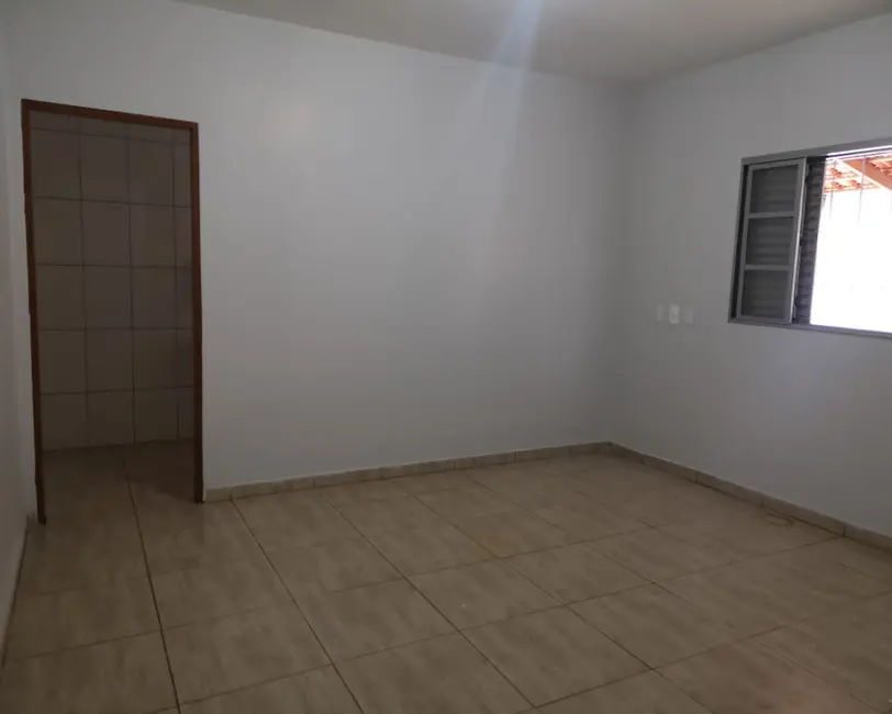 Casa com 3 quartos à venda, 10m2 em Martins, Rio Verde - GO - imagem 3 Foto 3 de Casa com 3 quartos à venda, 10m2 em Martins, Rio Verde - GO