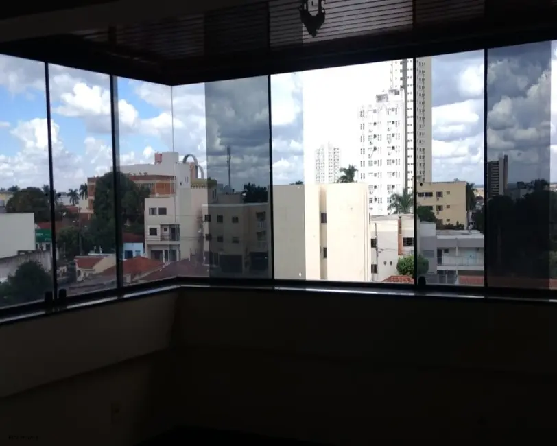 Apartamento com 3 quartos à venda, 133m2 em Setor Central, Rio Verde - GO - imagem 9 Foto 9 de Apartamento com 3 quartos à venda, 133m2 em Setor Central, Rio Verde - GO