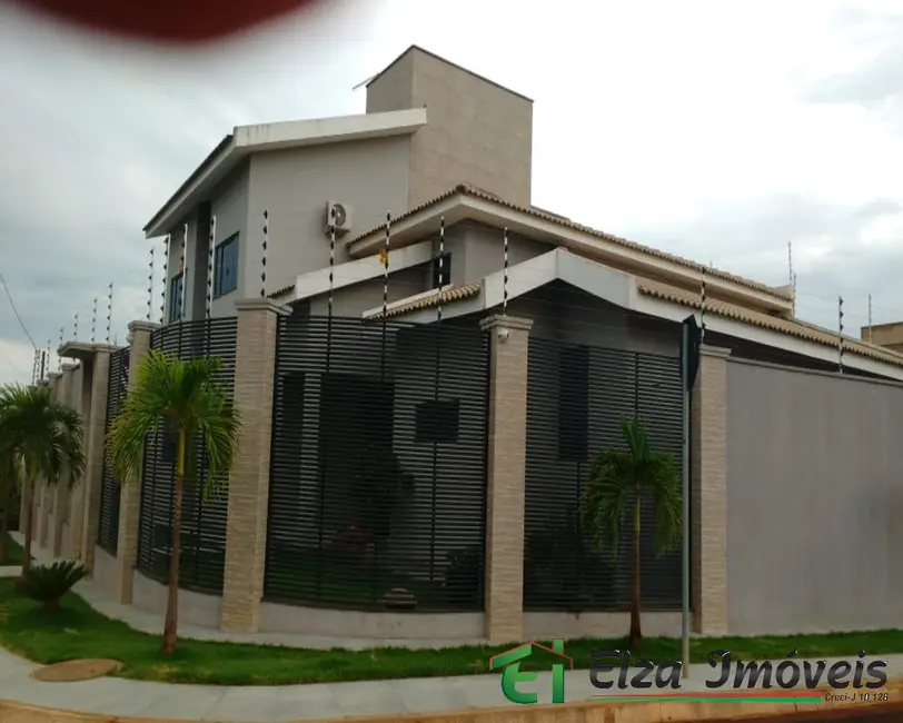 Foto 1 de Casa com 4 quartos à venda, 300m2 em Rio Verde - GO