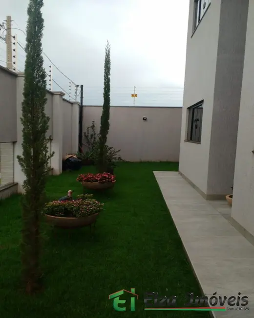 Casa com 4 quartos à venda, 300m2 em Rio Verde - GO - imagem 5 Foto 5 de Casa com 4 quartos à venda, 300m2 em Rio Verde - GO