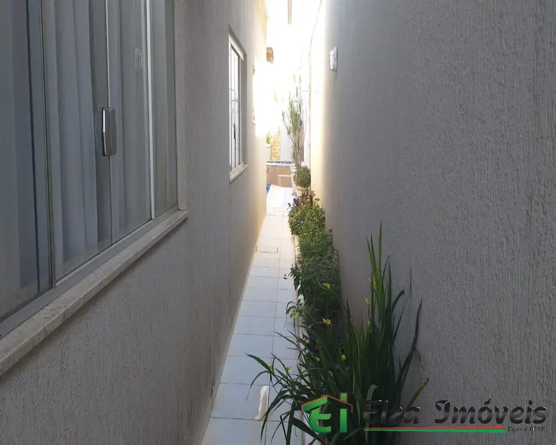 Casa com 3 quartos à venda, 230m2 em Rio Verde - GO - imagem 9 Foto 9 de Casa com 3 quartos à venda, 230m2 em Rio Verde - GO