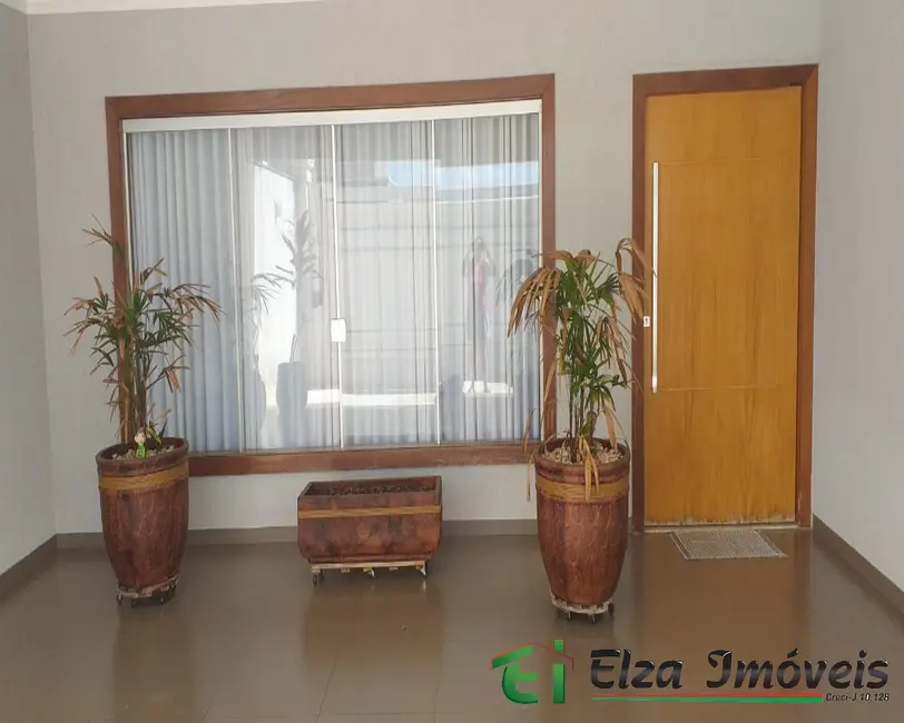 Casa com 3 quartos à venda, 230m2 em Rio Verde - GO - imagem 4 Foto 4 de Casa com 3 quartos à venda, 230m2 em Rio Verde - GO