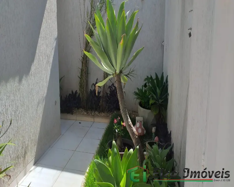Casa com 3 quartos à venda, 230m2 em Rio Verde - GO - imagem 3 Foto 3 de Casa com 3 quartos à venda, 230m2 em Rio Verde - GO