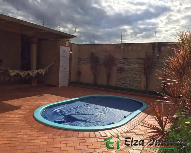 Casa com 3 quartos à venda, 290m2 em Rio Verde - GO - imagem 9 Foto 9 de Casa com 3 quartos à venda, 290m2 em Rio Verde - GO