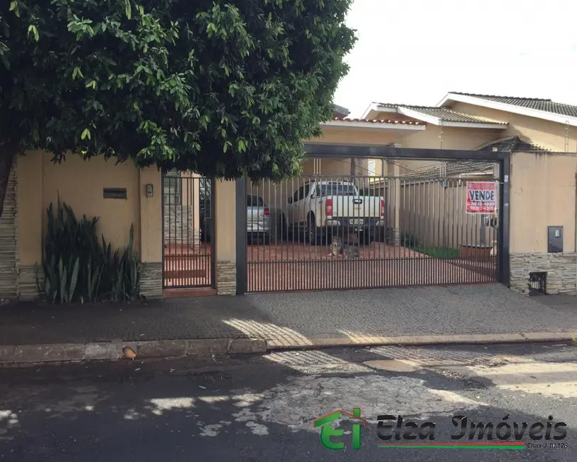 Foto 2 de Casa com 3 quartos à venda, 290m2 em Rio Verde - GO
