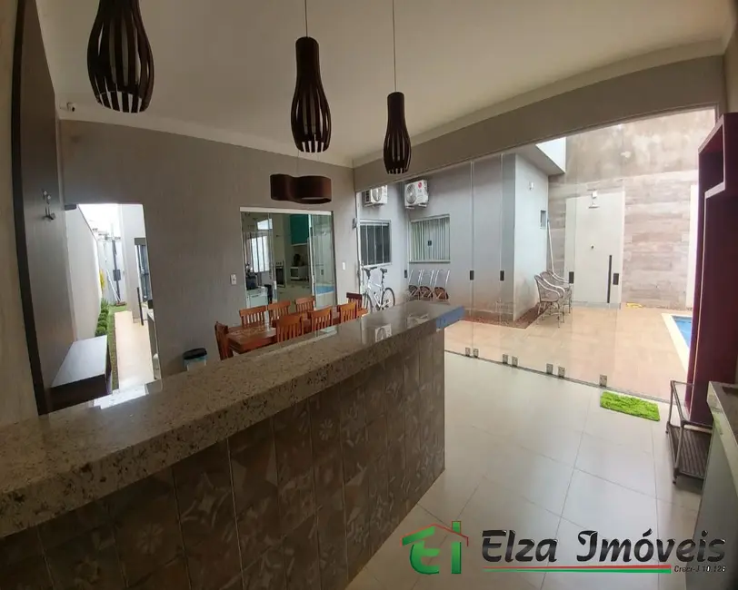 Casa com 3 quartos à venda, 195m2 em Rio Verde - GO - imagem 9 Foto 9 de Casa com 3 quartos à venda, 195m2 em Rio Verde - GO