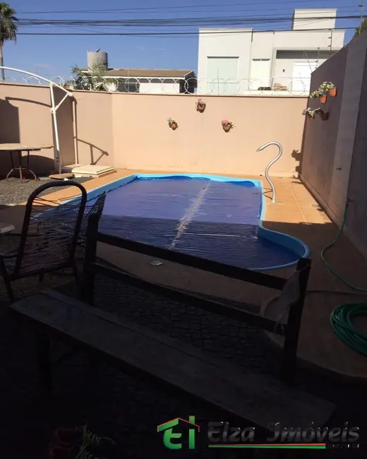 Casa com 4 quartos à venda, 300m2 em Rio Verde - GO - imagem 8 Foto 8 de Casa com 4 quartos à venda, 300m2 em Rio Verde - GO