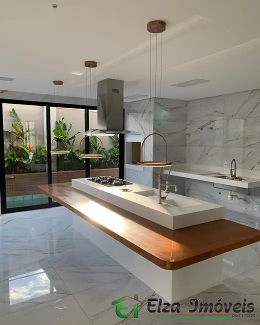 Casa com 4 quartos à venda, 350m2 em Rio Verde - GO - imagem 6 Foto 6 de Casa com 4 quartos à venda, 350m2 em Rio Verde - GO