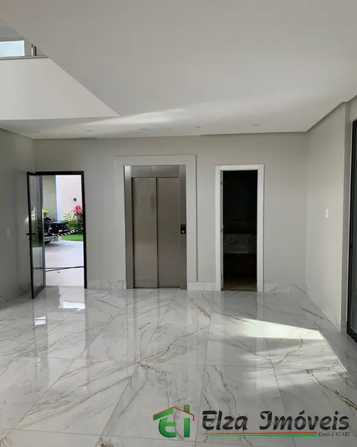 Casa com 4 quartos à venda, 350m2 em Rio Verde - GO - imagem 7 Foto 7 de Casa com 4 quartos à venda, 350m2 em Rio Verde - GO