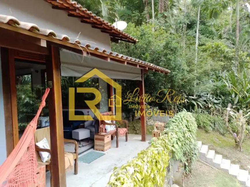 Casa com 3 quartos à venda, 80m2 em Macae - RJ - imagem 2 Foto 2 de Casa com 3 quartos à venda, 80m2 em Macae - RJ