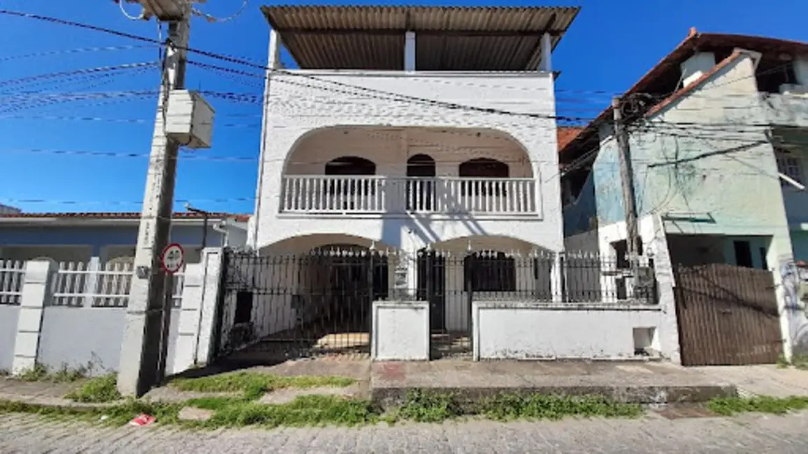 Foto 1 de Casa com 2 quartos à venda, 210m2 em Centro, Rio Das Ostras - RJ