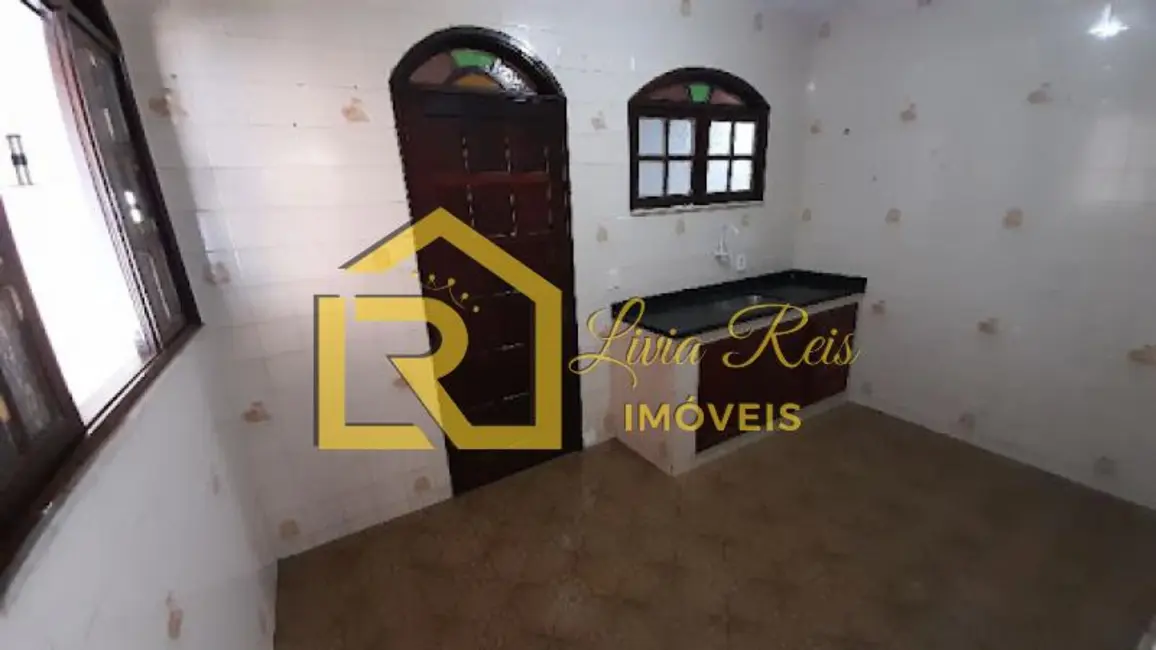 Foto 6 de Casa com 2 quartos à venda, 210m2 em Centro, Rio Das Ostras - RJ