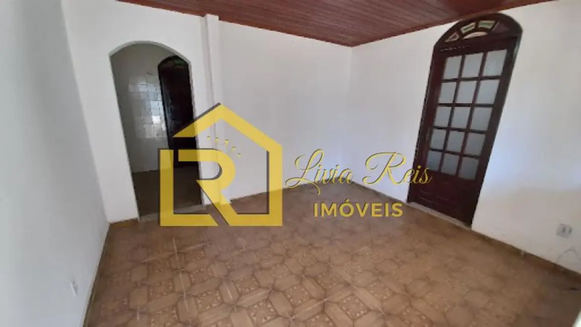 Foto 4 de Casa com 2 quartos à venda, 210m2 em Centro, Rio Das Ostras - RJ