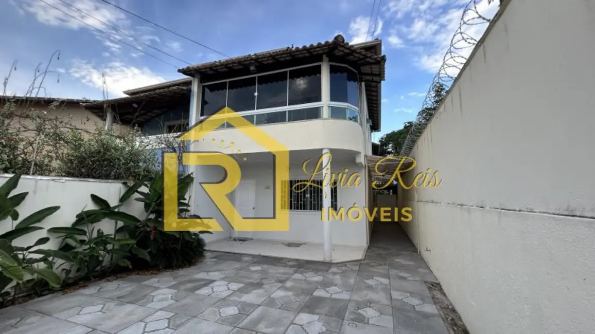 Foto 1 de Casa com 4 quartos à venda, 150m2 em Extensão Novo Rio das Ostras, Rio Das Ostras - RJ