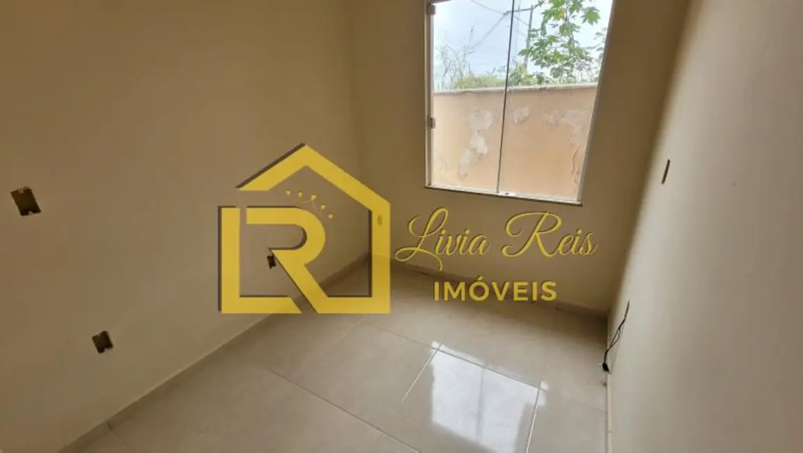 Foto 5 de Casa com 2 quartos à venda, 95m2 em Rio Das Ostras - RJ