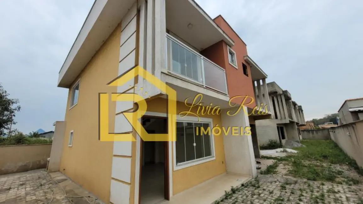 Foto 1 de Casa com 2 quartos à venda, 95m2 em Rio Das Ostras - RJ