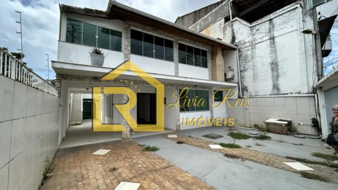 Casa com 5 quartos para alugar, 250m2 em Costazul, Rio Das Ostras - RJ - imagem 2 Foto 2 de Casa com 5 quartos para alugar, 250m2 em Costazul, Rio Das Ostras - RJ