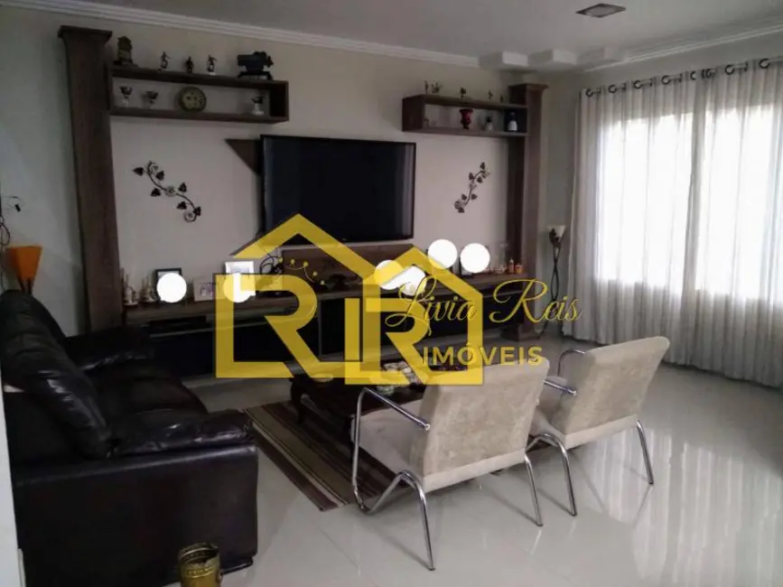 Casa com 5 quartos à venda, 400m2 em Terra Firme, Rio Das Ostras - RJ - imagem 4 Foto 4 de Casa com 5 quartos à venda, 400m2 em Terra Firme, Rio Das Ostras - RJ