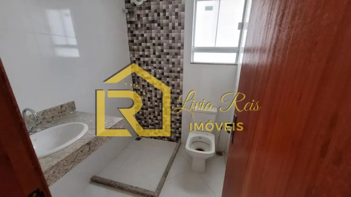 Foto 4 de Casa com 2 quartos à venda, 60m2 em Chácara Mariléa, Rio Das Ostras - RJ