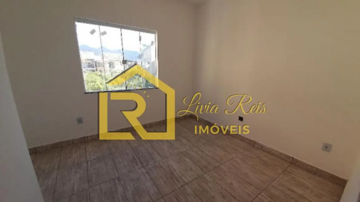 Foto 6 de Casa com 2 quartos à venda, 76m2 em Rio Das Ostras - RJ