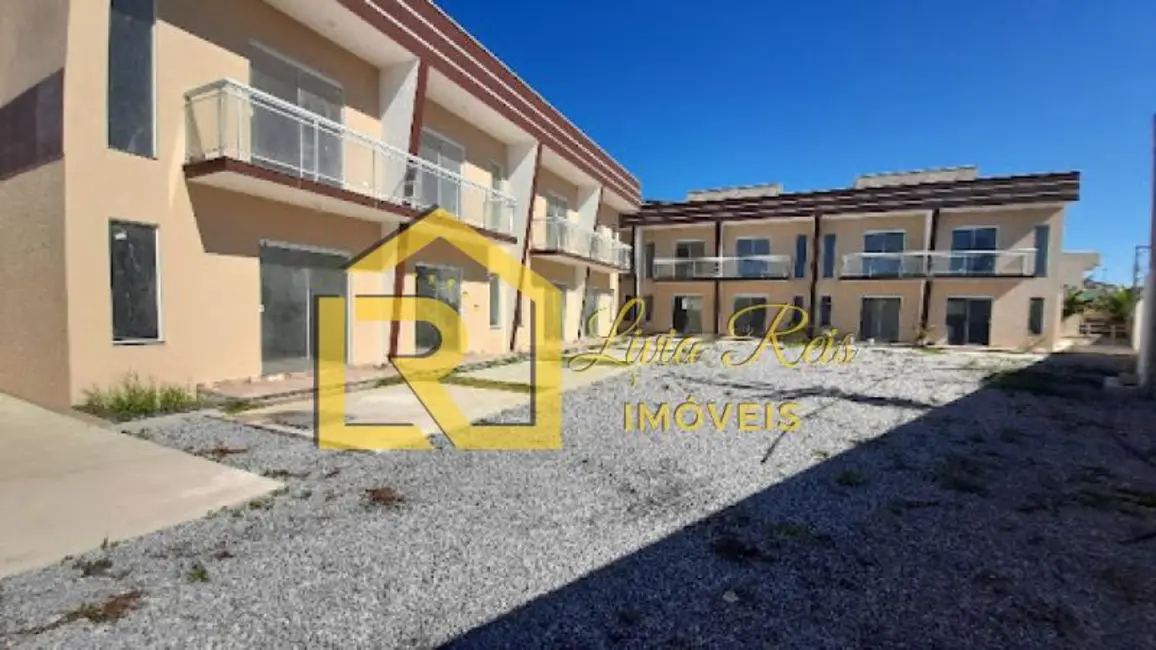 Foto 1 de Casa com 2 quartos à venda, 76m2 em Rio Das Ostras - RJ